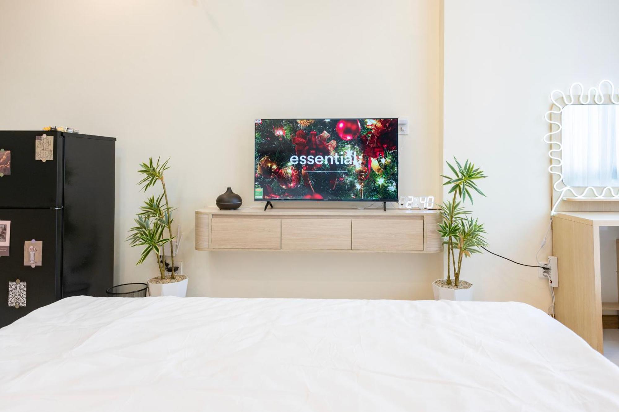 Spacious 1br Private, Sleek & Cozy Escape *